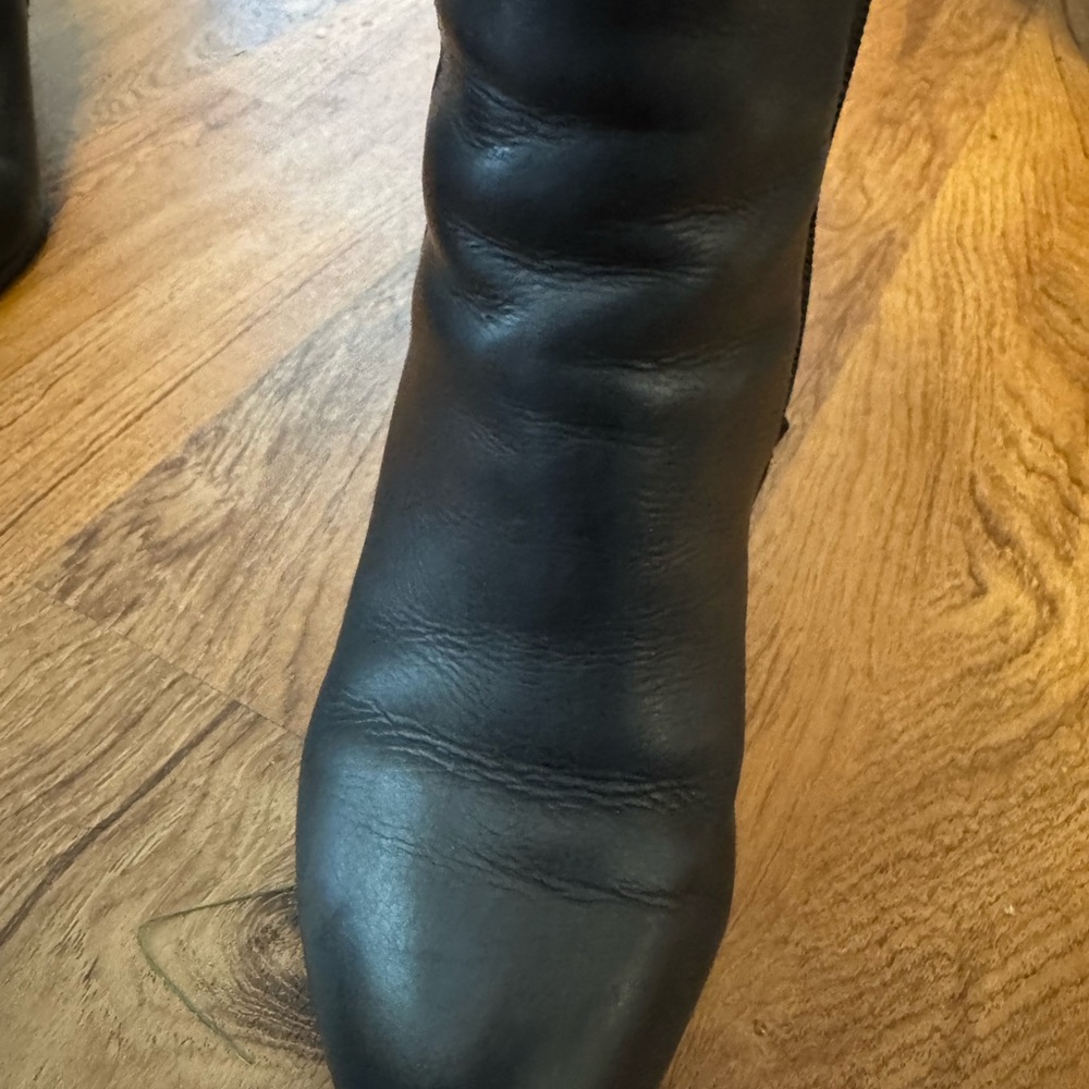 Vionic booties - Picture 5 of 10